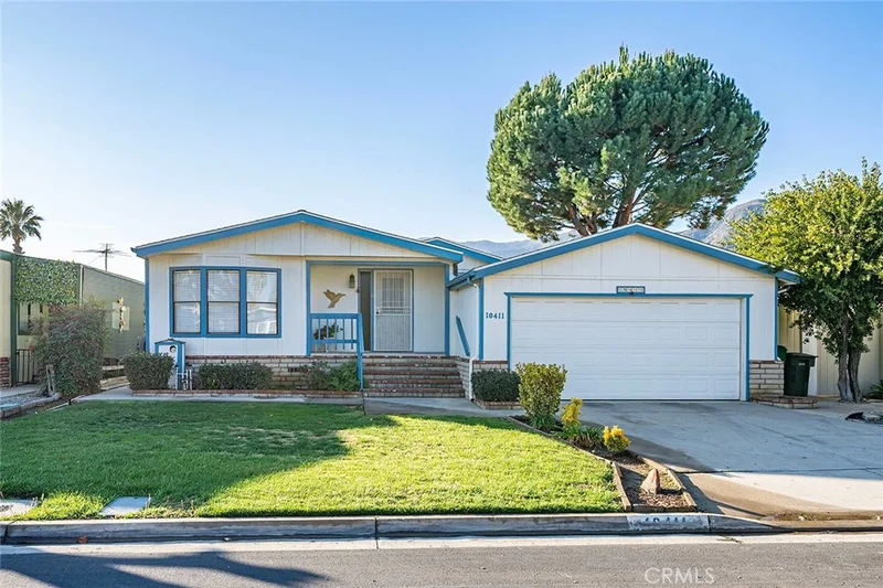 10411 Wagonroad W, Corona, CA 92883