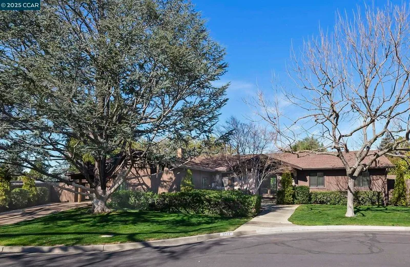 5557 Plaza Encina, Concord, CA 94521