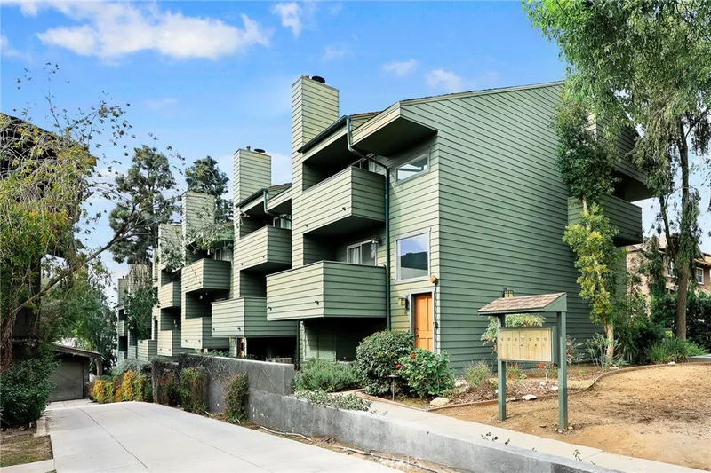 543 S Marengo Ave 1, Pasadena, CA 91101