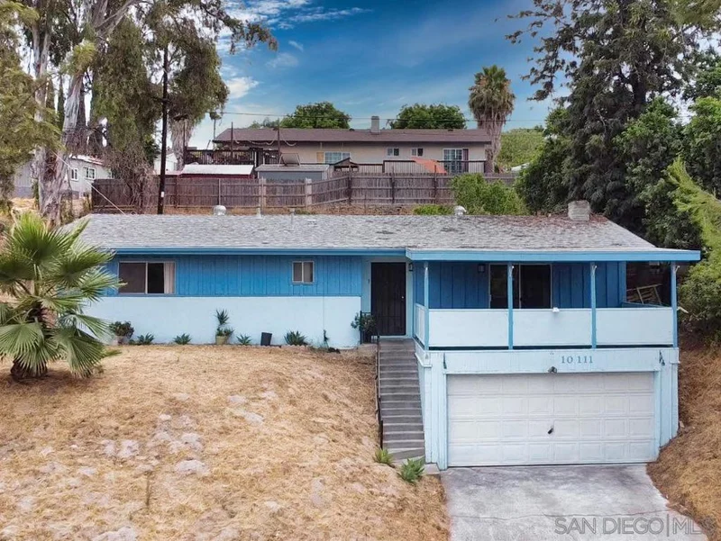 10111 Norte Mesa Dr, Spring Valley, CA 91977