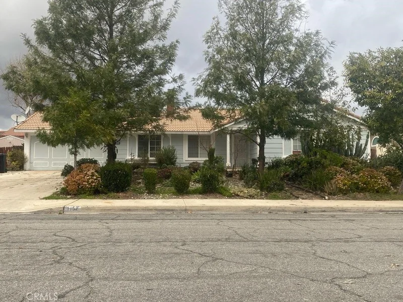 1152 W Lewis Street, Rialto, CA 92377