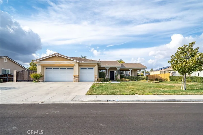 41729 Mesquite Lane, Murrieta, CA 92562