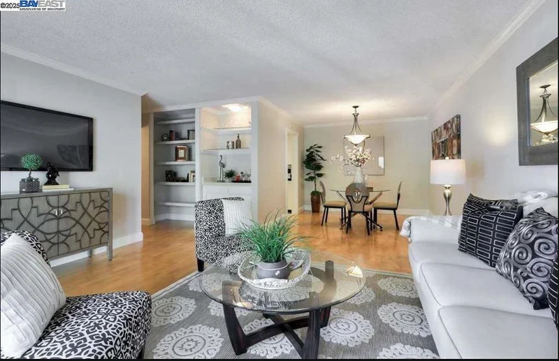 430 N Civic Dr 411, Walnut Creek, CA 94596