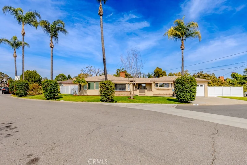 124 Evelyn Drive, Anaheim, CA 92805