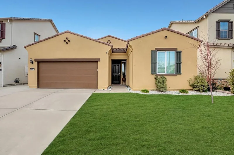 411 Cobalt Drive, Hollister, CA 95023