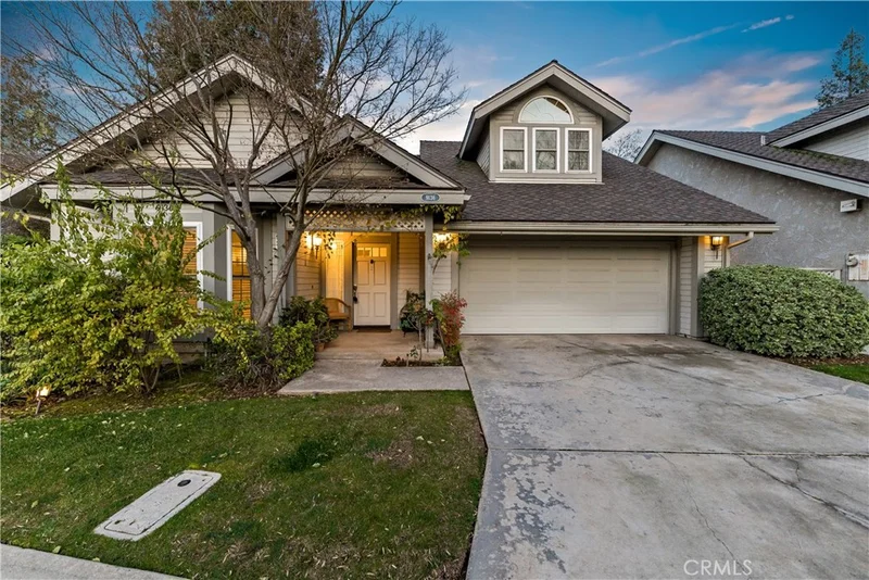 9136 N Stoneridge Lane, Fresno, CA 93720