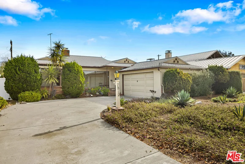 7812 Beland Avenue, Los Angeles, CA 90045