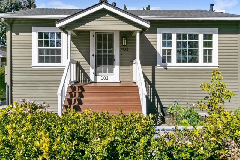 102 Poplar Avenue, Redwood City, CA 94061