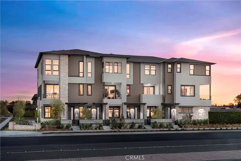 113 S. Laxore St. Unit 601, Anaheim, CA 92801
