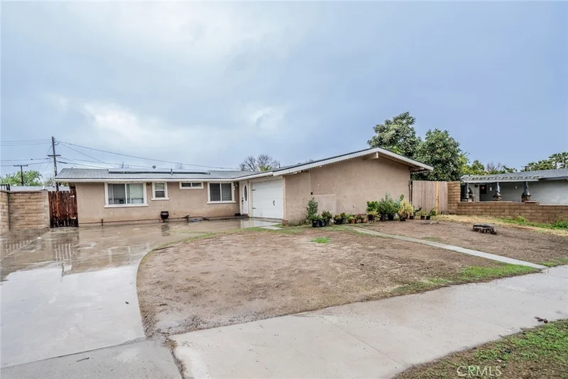 8853 Shawnee Street, Riverside, CA 92503