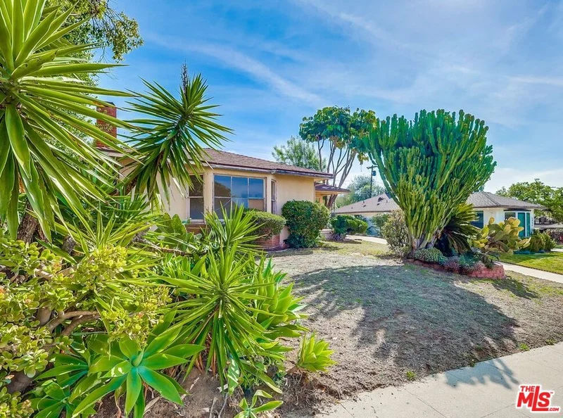 5452 Mount Helena Avenue, Los Angeles, CA 90041