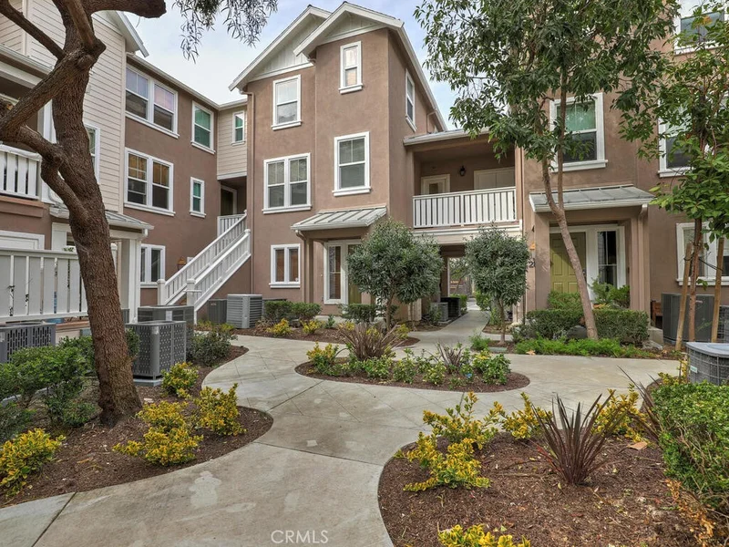 26 Valmont Way, Ladera Ranch, CA 92694