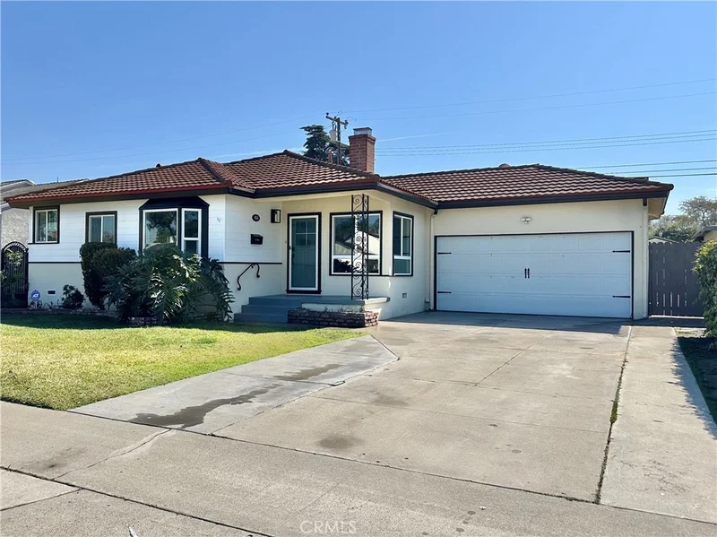 454 W Hill Avenue, Fullerton, CA 92832