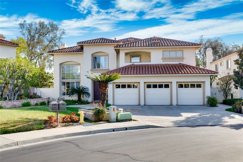12500 Fairbanks Drive, Tustin, CA 92782