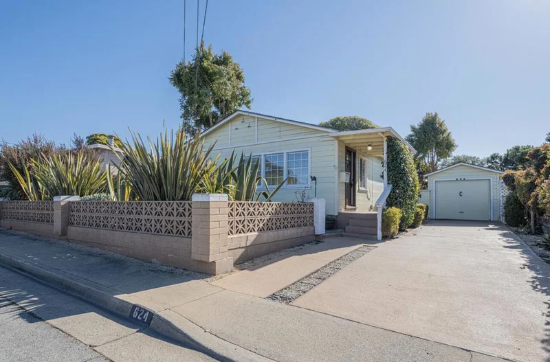 624 Lopez Avenue, Seaside, CA 93955