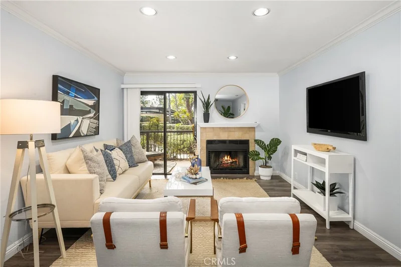 25521 Indian Hill Lane A, Laguna Hills, CA 92653