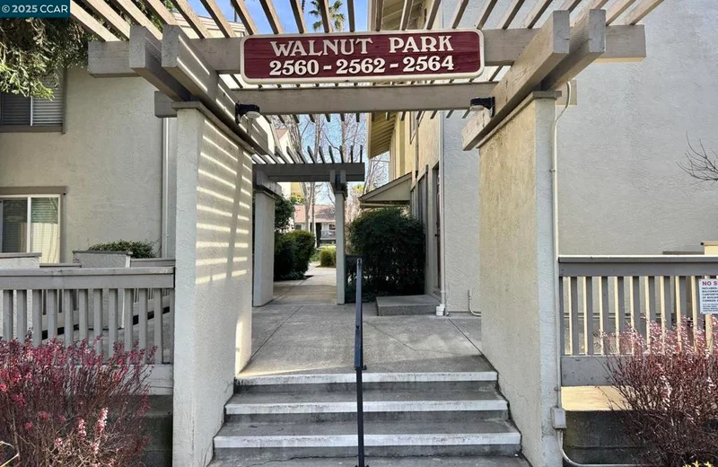 2560 Walnut Blvd 7, Walnut Creek, CA 94596