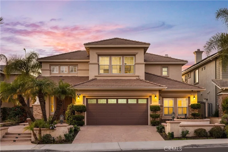 9 Hillside Drive, Rancho Santa Margarita, CA 92688
