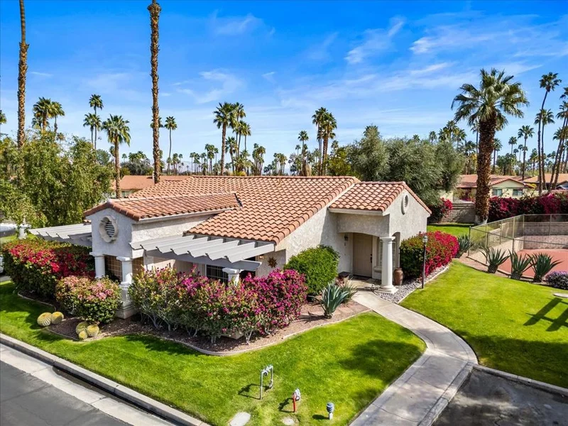 2701 E Mesquite Avenue D22, Palm Springs, CA 92264