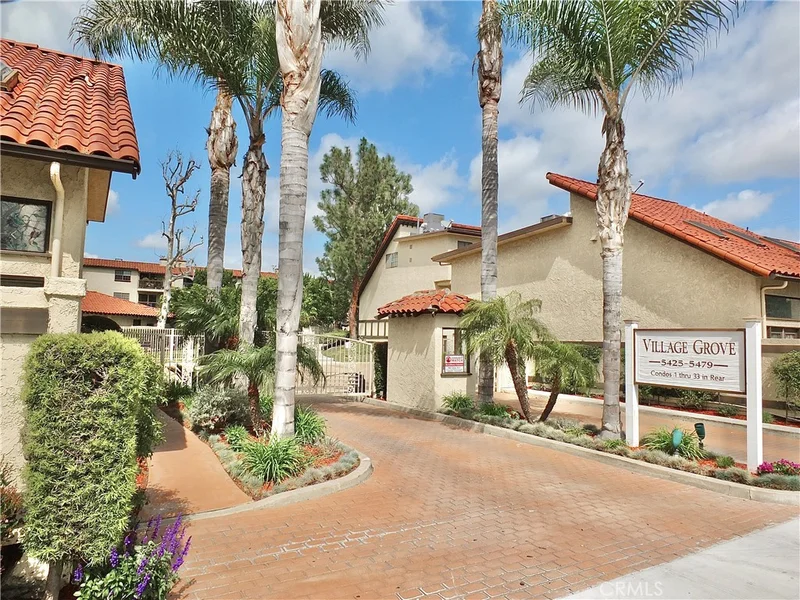 5479 E Centralia Street 3, Long Beach, CA 90808