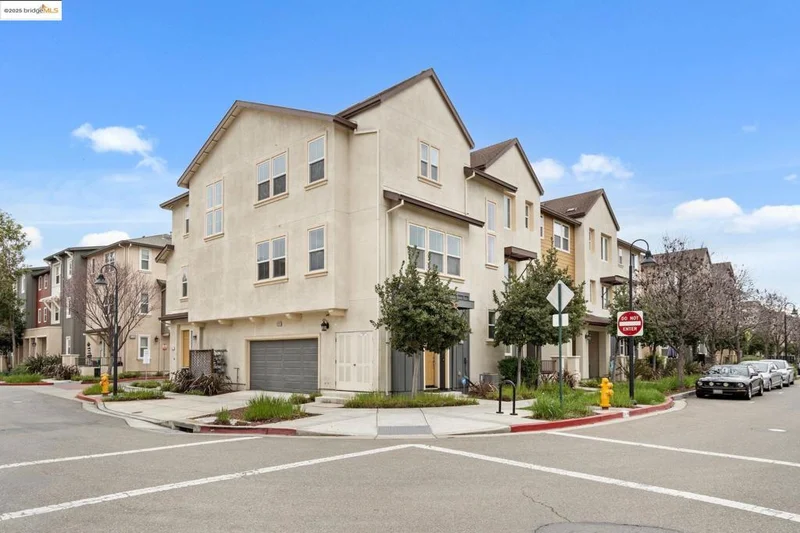 2272 Morrow St., Hayward, CA 94541-6295