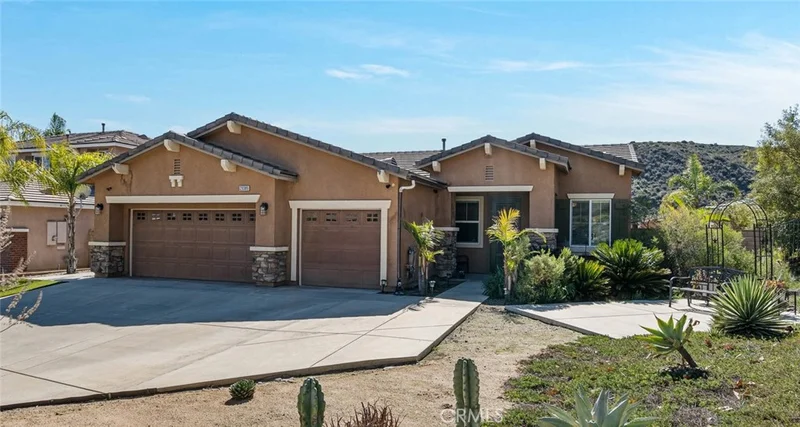 29389 Cascade Court, Lake Elsinore, CA 92530