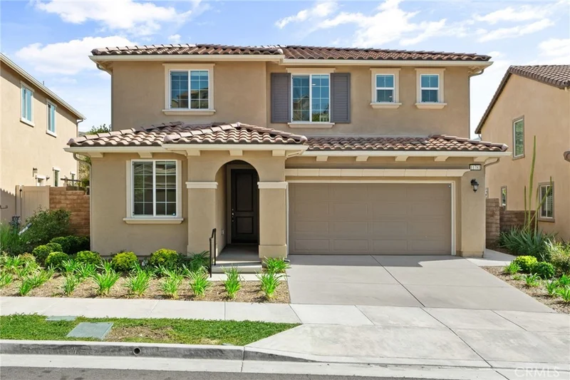 11781 Stonefield Drive, Corona, CA 92883