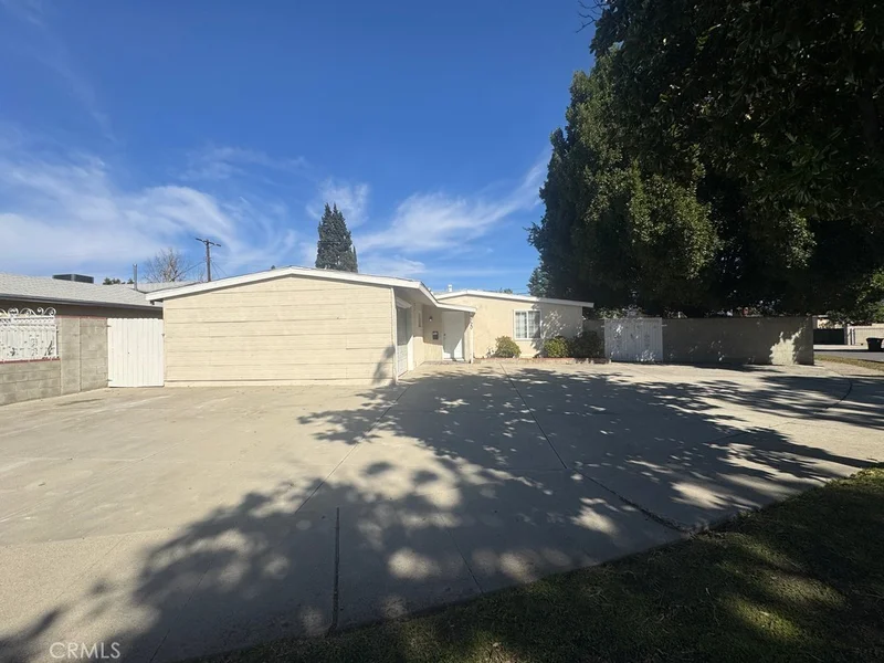 7720 Cherrystone Avenue, Panorama City, CA 91402