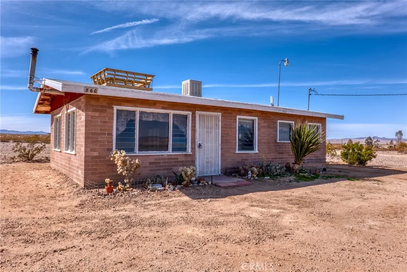 860 Lear Avenue, 29 Palms, CA 92277