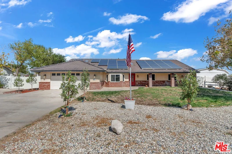 19070 Mather Avenue, Hesperia, CA 92345