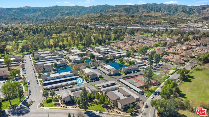 25811 Tournament Road H14, Valencia, CA 91355