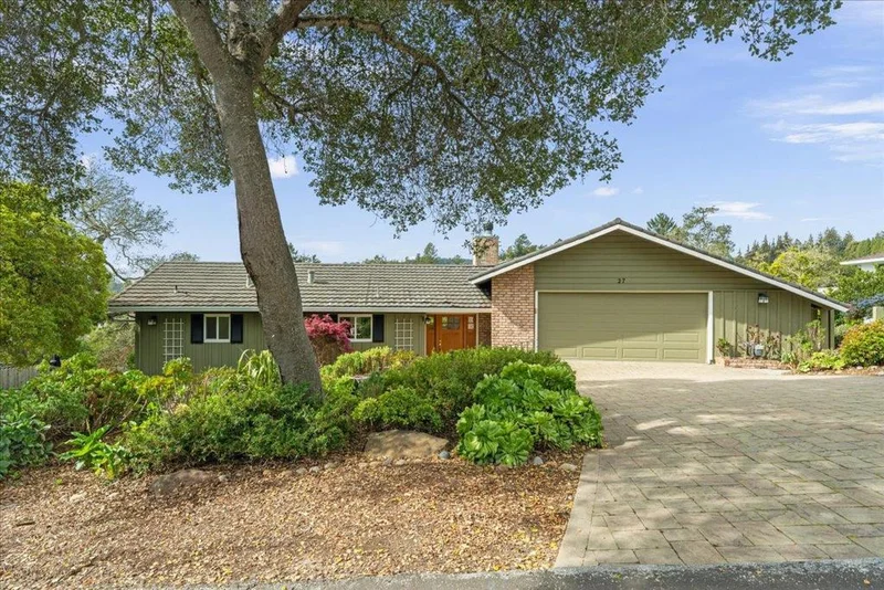 27 Oak Road, Santa Cruz, CA 95060