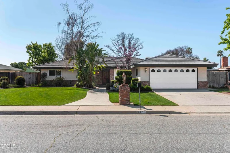 7701 Pembroke Avenue, Bakersfield, CA 93308
