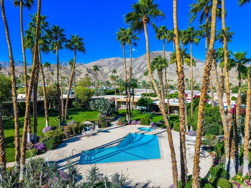 45845 Hwy 74, Palm Desert, CA 92260