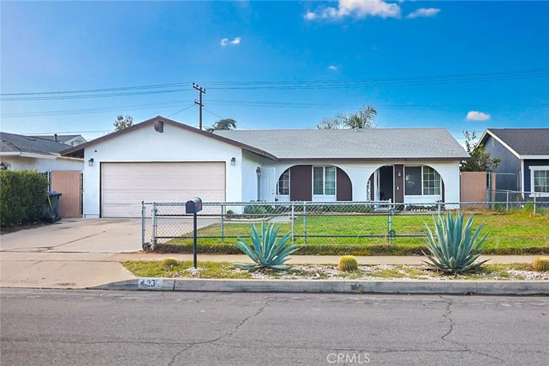 425 King, Rialto, CA 92376