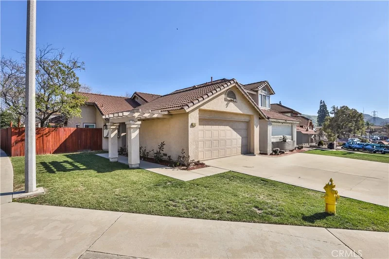 11747 Burl Drive, Fontana, CA 92337
