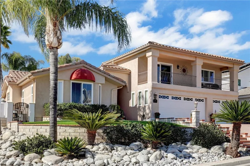 29433 Stampede Way, Canyon Lake, CA 92587