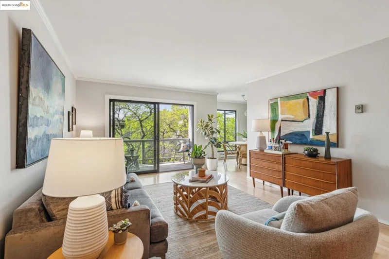 9 Commodore Drive A404, Emeryville, CA 94608