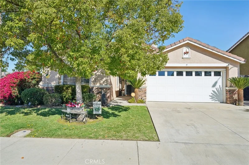 1012 Huntington Way, Perris, CA 92571