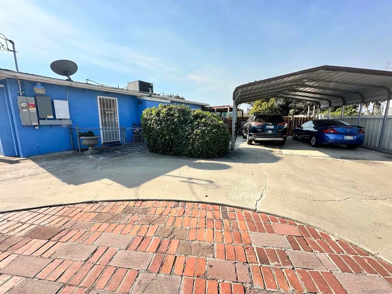 4504 Onondaga Ave, San Diego, CA 92117