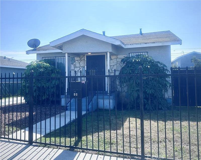 434 W Cressey Street, Compton, CA 90222
