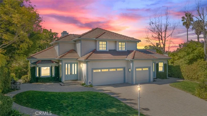 6327 Chorlito Street, Carlsbad, CA 92009
