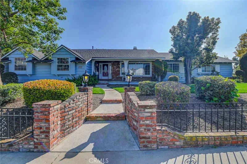 524 E Hermosa Drive, Fullerton, CA 92835
