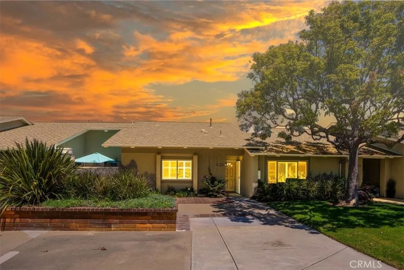 8933 Amador Circle 1316C, Huntington Beach, CA 92646