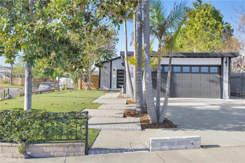 27412 Osuna, Mission Viejo, CA 92691
