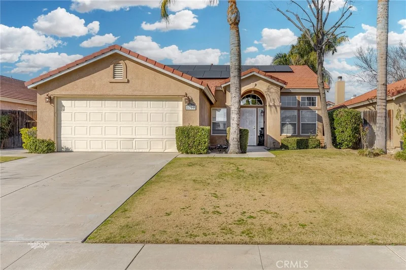 8700 Rollingbay Drive, Bakersfield, CA 93312