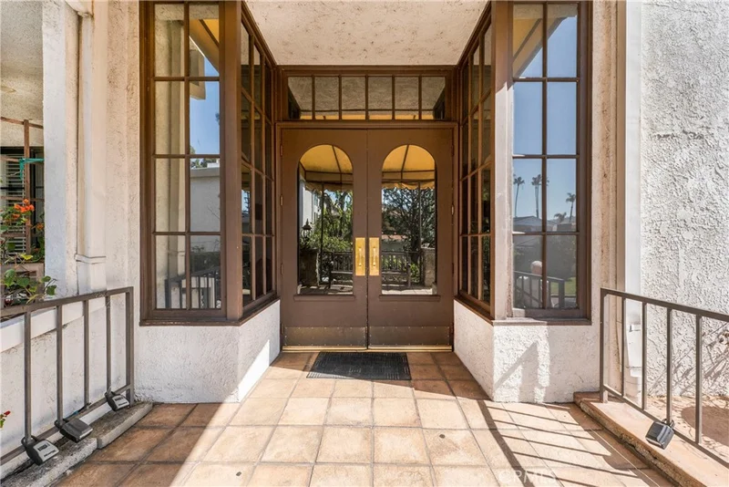 4324 Troost Avenue 304, Studio City, CA 91604