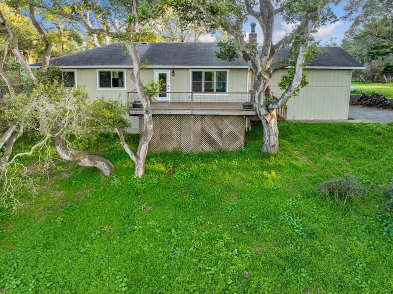 6935 Long Valley