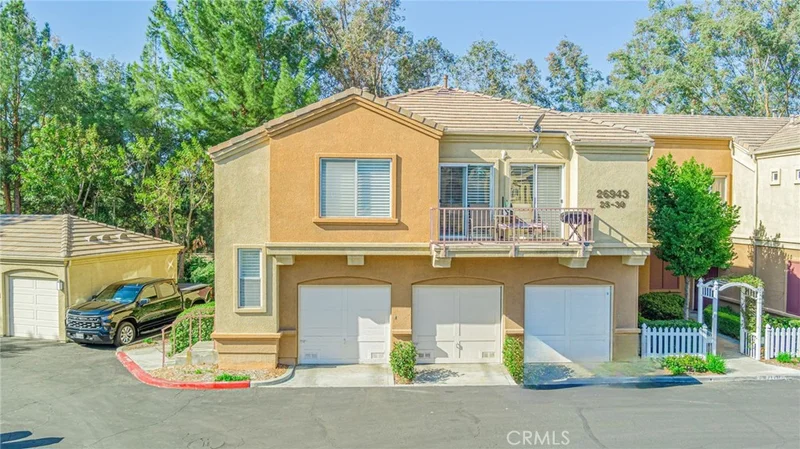 26943 Hillsborough Pkwy 25, Valencia, CA 91354