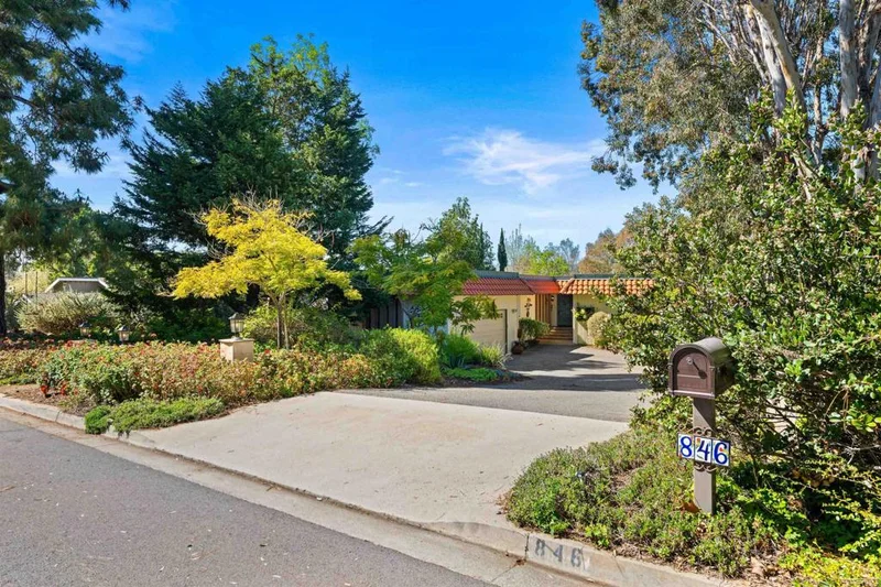 846 Val Sereno Drive, Encinitas, CA 92024
